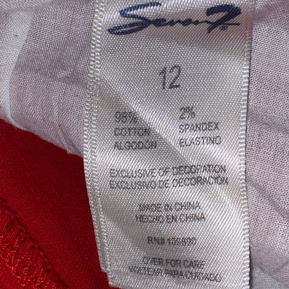 Seven7 Red Jean Shorts. Size 12 - Picture 4 of 5